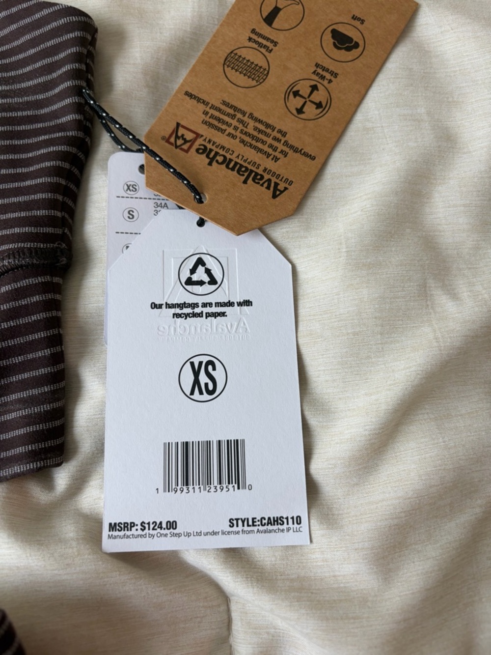 Avalanche Sports Bra and Leggings Matching Set - Picture 3 of 3